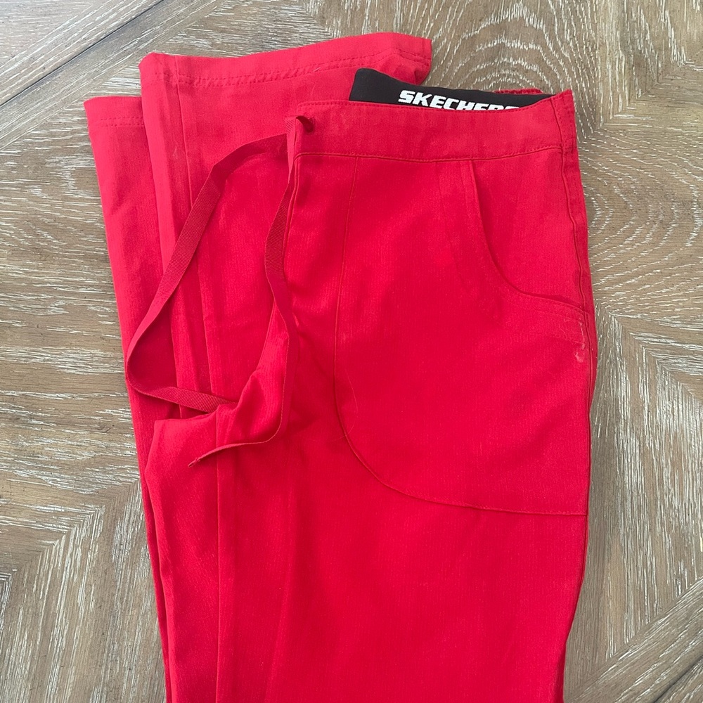 Skechers Size XS Scrub pants.